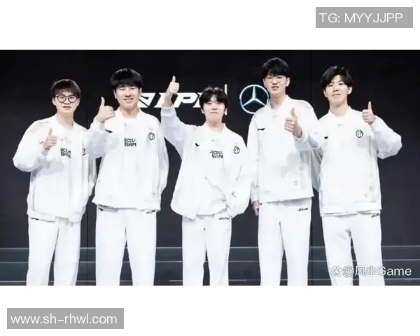 赛后复盘：深入剖析FPX与TES的团队配合与战术执行