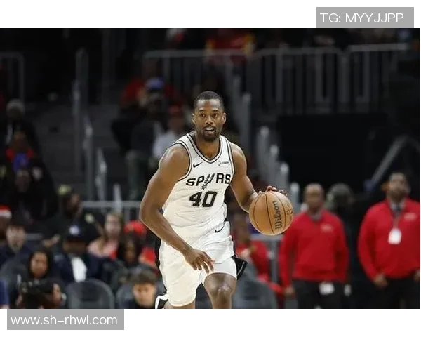 哈里森巴恩斯在NBA赛场上的成长与成就分析 哈里森巴恩斯在NBA赛场上的成长与成就分析