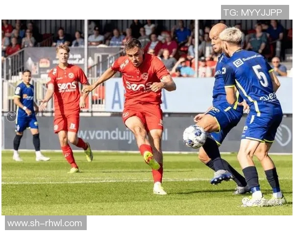 埃因霍温主场迎战芬洛争夺荷甲积分榜重要胜利