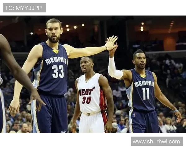 太阳与灰熊对决盘口分析及投注建议全面解读 太阳与灰熊对决盘口分析及投注建议全面解读