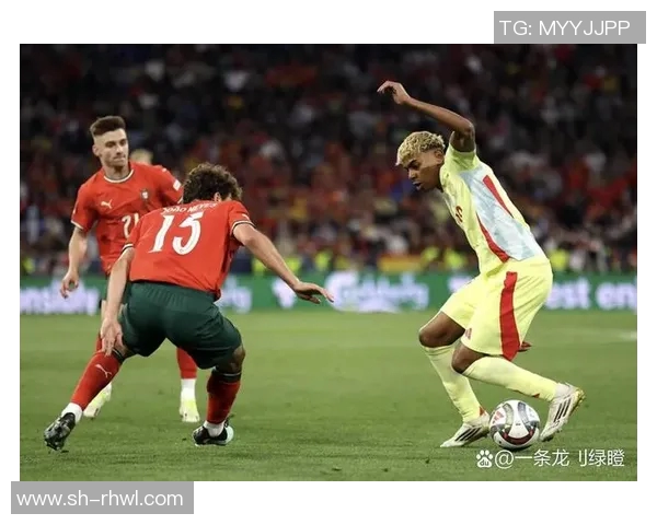 波甲与荷甲的激烈对决谁能在欧洲赛场上笑到最后