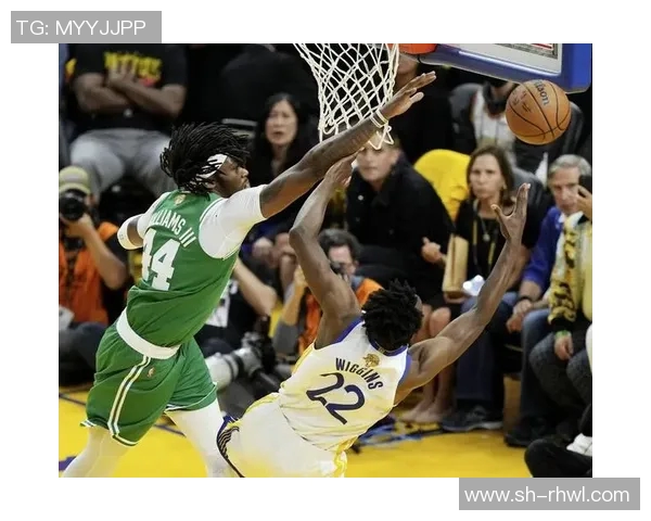 罗伯特威廉姆斯三世：从潜力新星到NBA赛场的闪耀之星