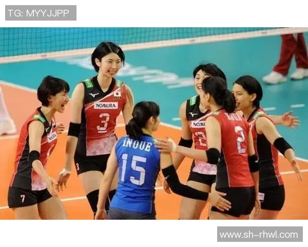 中国女排与日本女排激战正酣比分胶着赛况引人关注