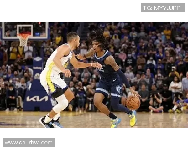 勇士与灰熊激战全场回顾12月21日精彩瞬间与赛后分析