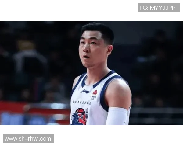 山东与新疆季后赛对决前瞻分析球队状态与关键球员解析